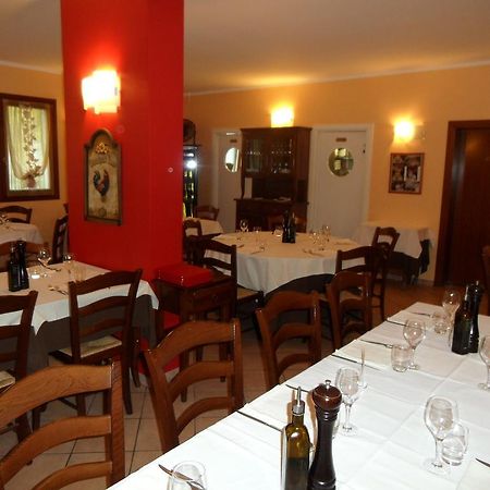 Locanda Gallo Доло Екстериор снимка