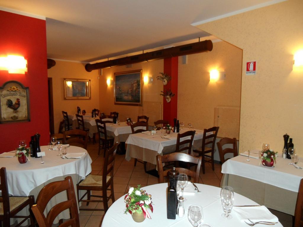 Locanda Gallo Доло Екстериор снимка